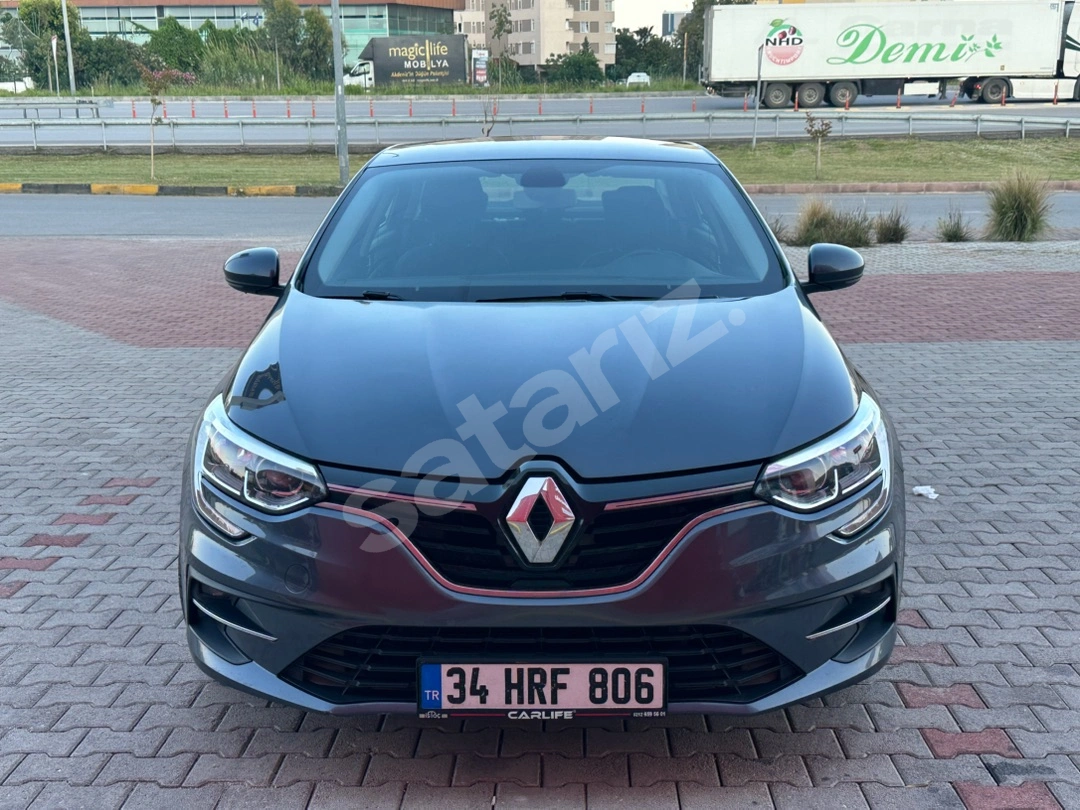 2023 MEGANE TOUCH DİZEL OTOMATİK HATASIZ BOYASIZ