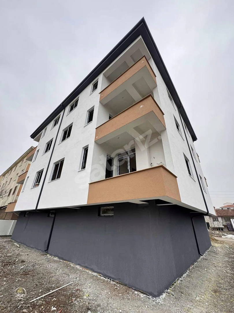 AD-DESTİCİLER ŞEHİR HASTANESİ KARŞISI 12 Adet 2+0 KOMPLE BİNA