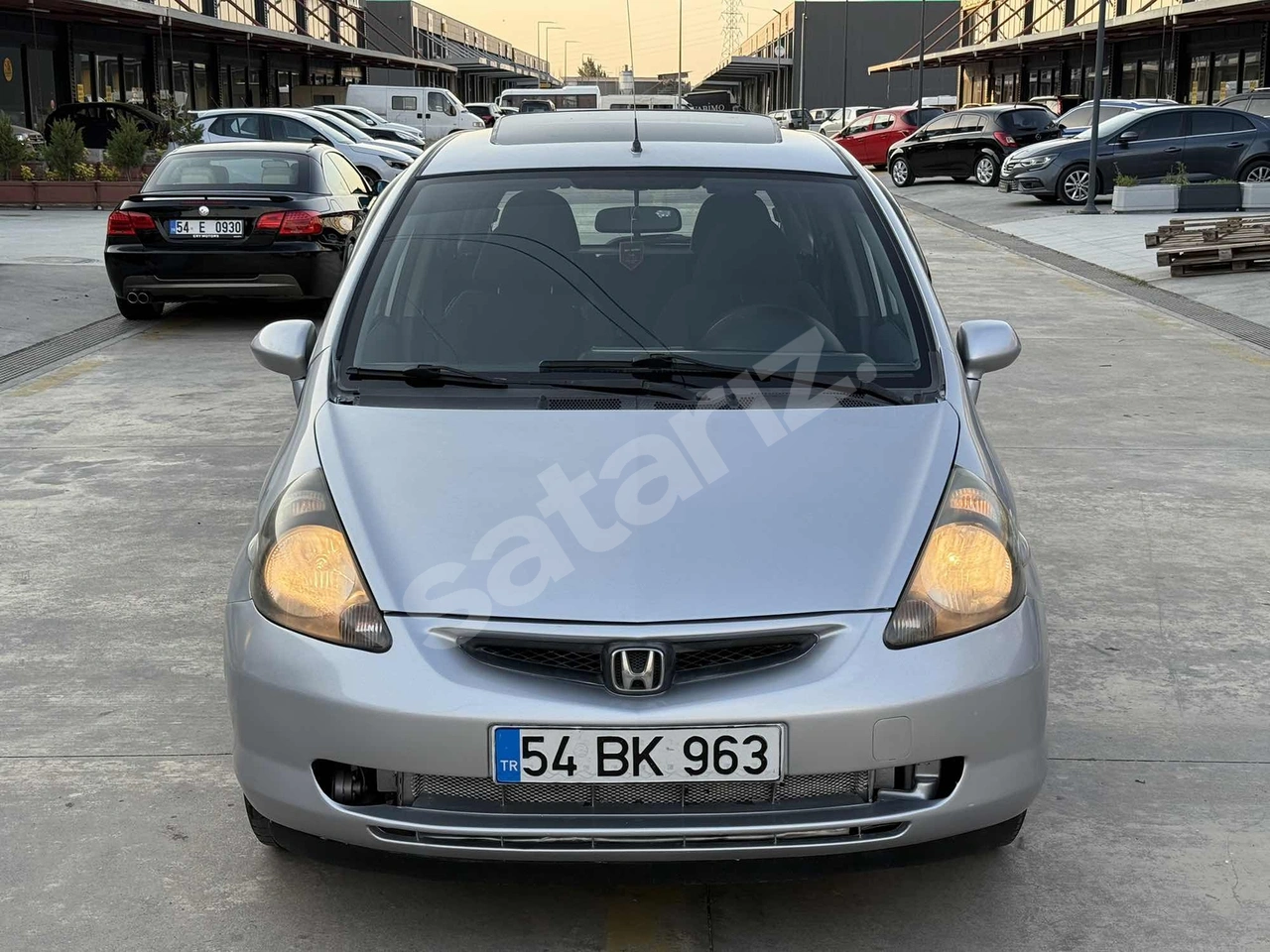 ERAY CARS 2004 MODEL 1.4 JAZZ DEĞİŞENSİZ SUNROOFLU ÇOK TEMİZ