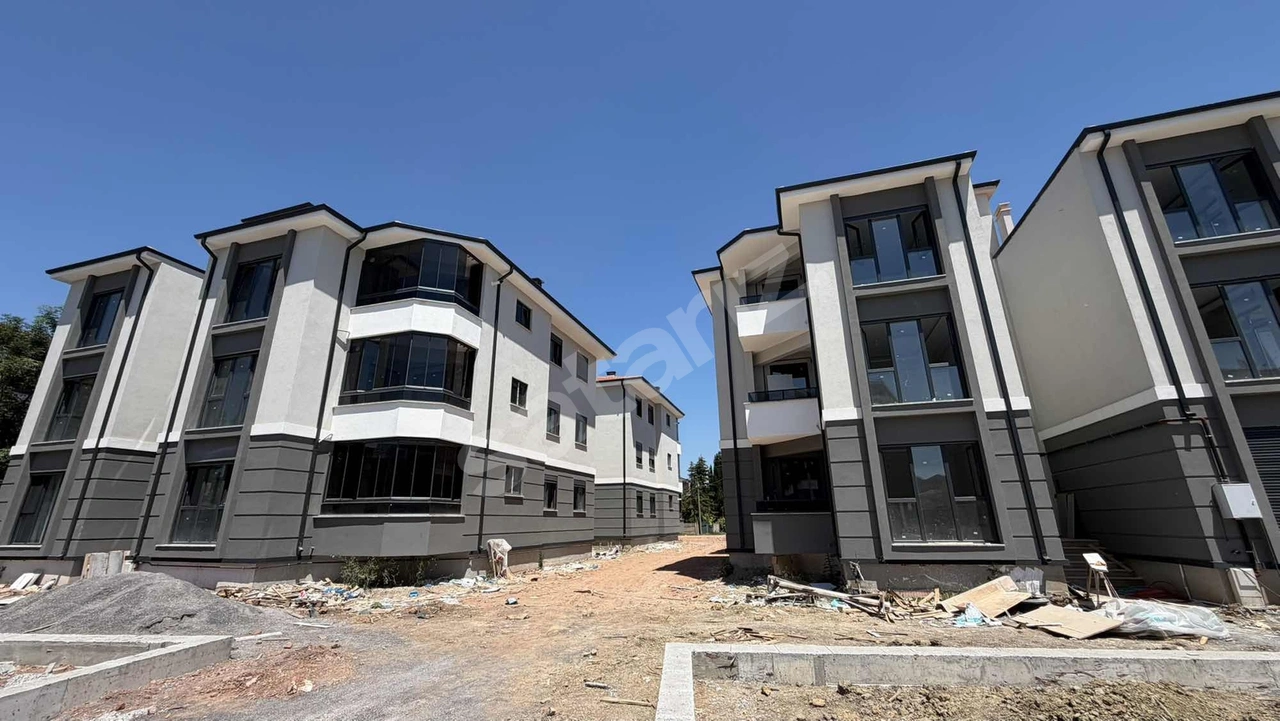 YAZLIK PLEVNE CAD. 4.000.000 TL KREDİ İMKANLI 3+1 SATILIK DAİRE