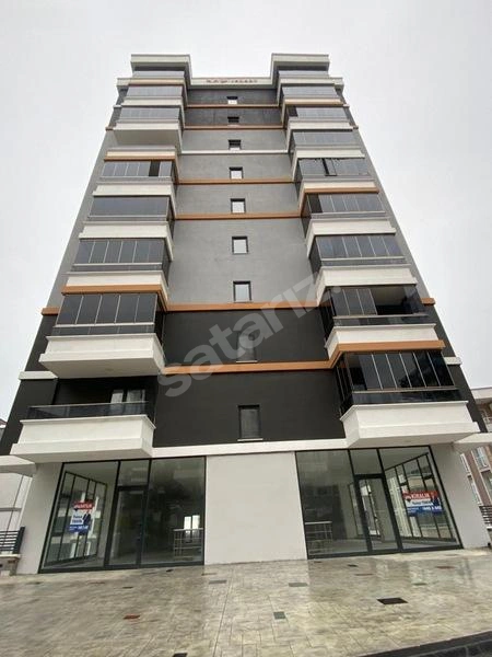 REMAX KUZEY YUNUSTAN İZMİR CADDESİNDE KİRALIK TİCARİ İŞYERİ