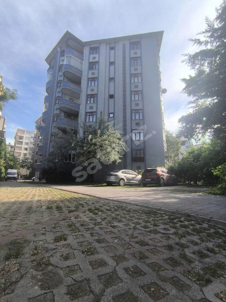 Bakımlı Temiz 3+1 Daire