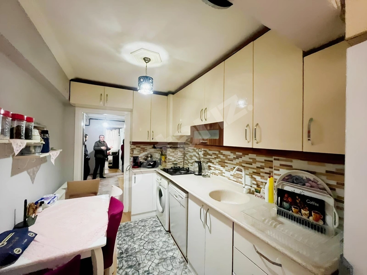YARHASANLAR MAHALLESİ 3+1 120M2 M2 5 KATLININ 1 KATI ARAKAT