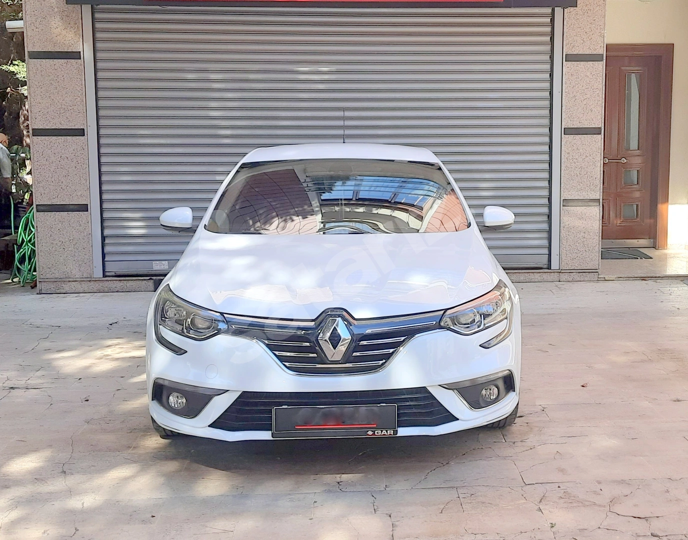 2017 MODEL MEGAN HB 1.2 TCE OTOMATİK HATASIZ 41.000 KM.