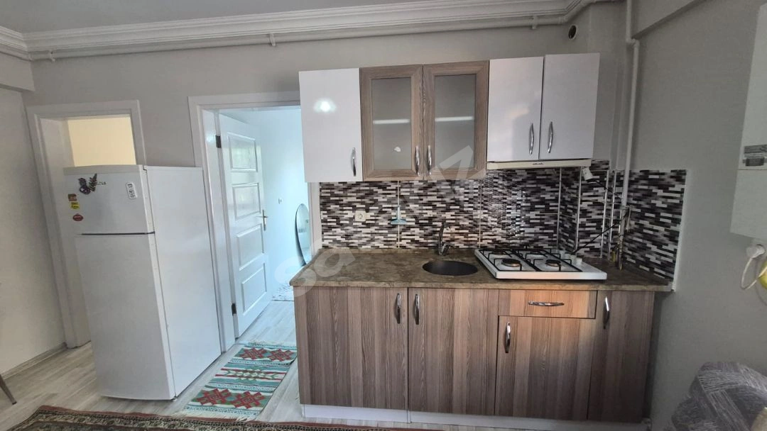 KÖŞE BİNA KÖŞE APART ARA KAT ÖN CEPHE ÖNÜ PARK SATILK 2+1 APART
