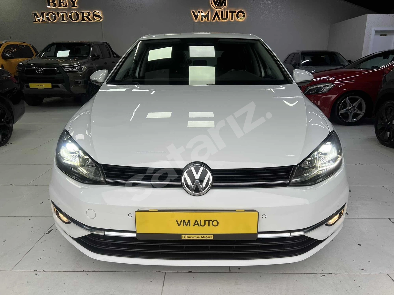 VM AUTO'DAN VOLKSWAGEN GOLF 1.6TDI DSG HİGHLİNE