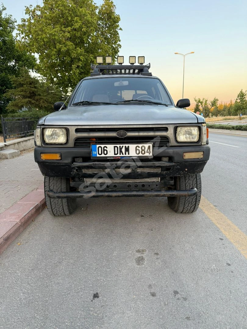Toyota Hilux 1997 Off Road