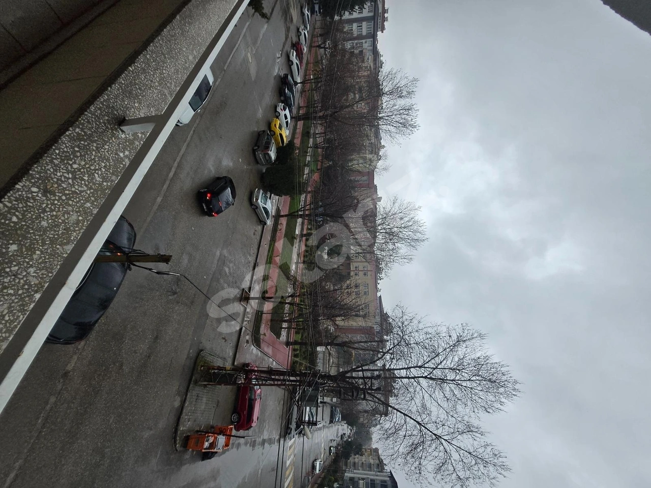 SARIGÜLLÜK PARK MANZARALI ÖNÜ AÇIK SATILIK 4+1 DAİRE
