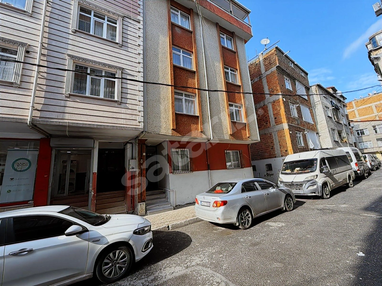 SATILIK 2+1 ÇİFT CEPHE KULLANIŞLI DAİRE