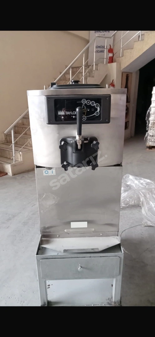 TAYLOR C 708 Soft Dondurma Makinası