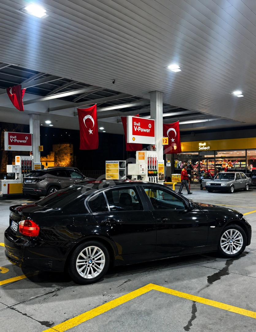 Düşük KM Bakımlı BMW E90 Dikkatleri Toplamak İsteyenlere