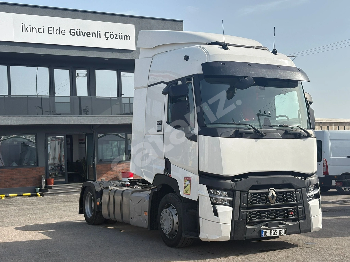 1,99 KREDİ KOÇASLANLAR2'DEN RENAULT T480 TC XLOW 2023 MODEL