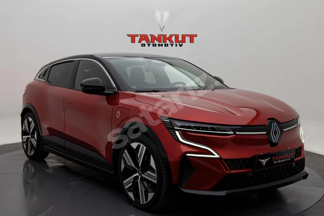 İBRAHİM TANKUT OTOMOTİV'den MEGANE E-TECH İCONİC HATASIZ