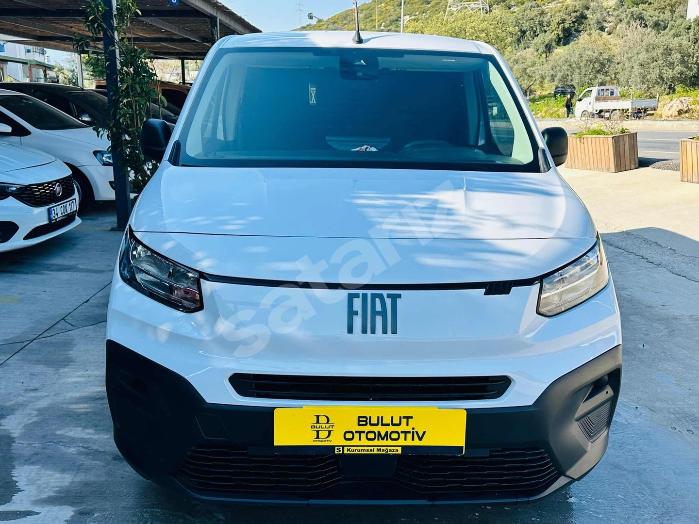 BULUT OTOMOTİV DEN 2025 MODEL FATURALI 15000 KM DOBLO 1.5 BLUEHD