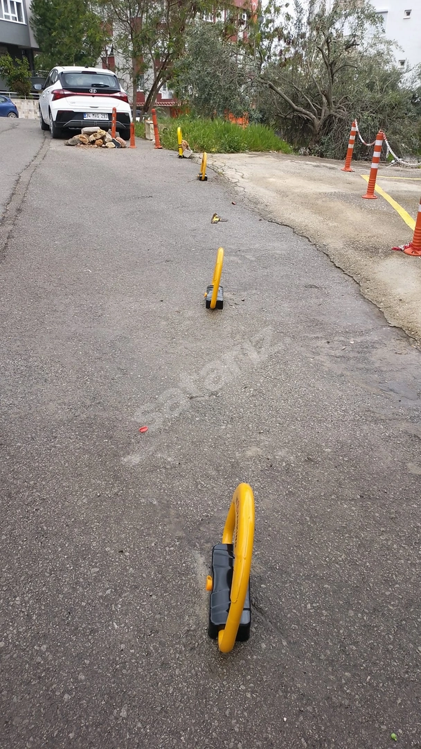 KİŞİSEL PARK BARİYERİ-KUMANDALI OTOPARK BARİYERİ
