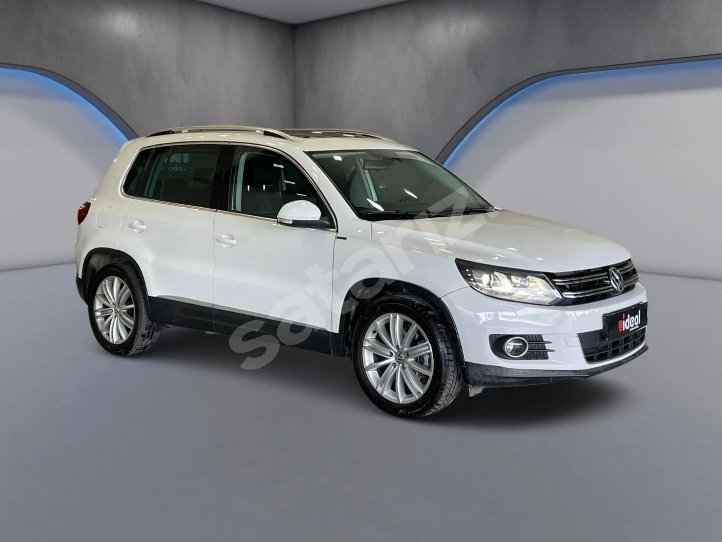 İdeal'den Tiguan 1.4 TSI BMT Lounge Cam tavan