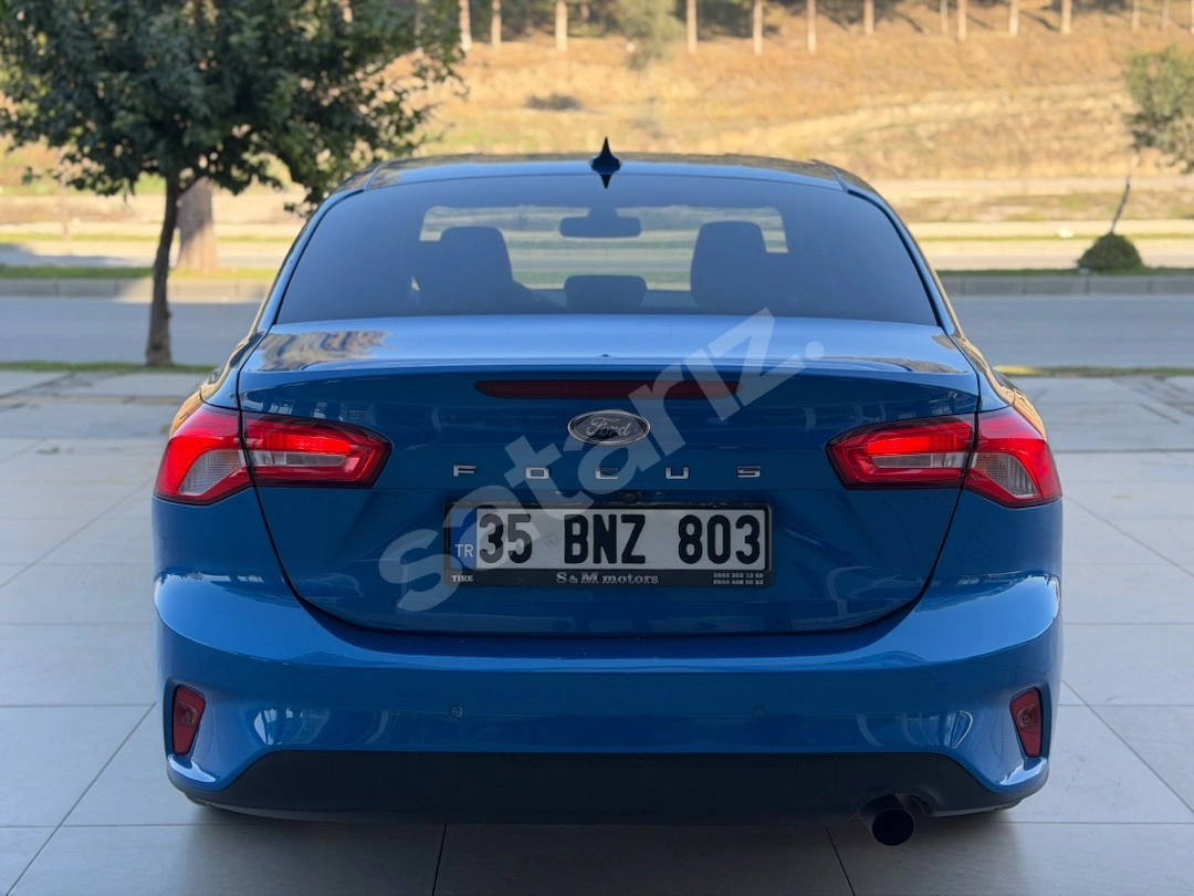 SM MOTORS'DAN+FORD FOCUS+1.5TDCİ TİTANİUM+150BİNKM+YETKİLİ SERVİ