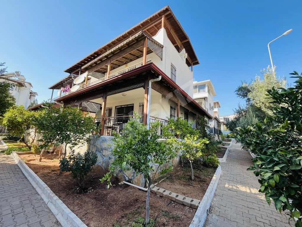 AKBÜKTE DENİZE 650 METRE SATILIK KÖŞE YAZLIK