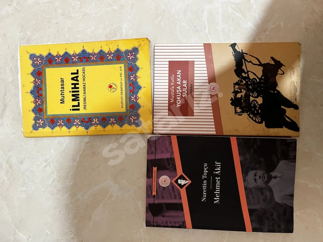 3 Farklı Kitap