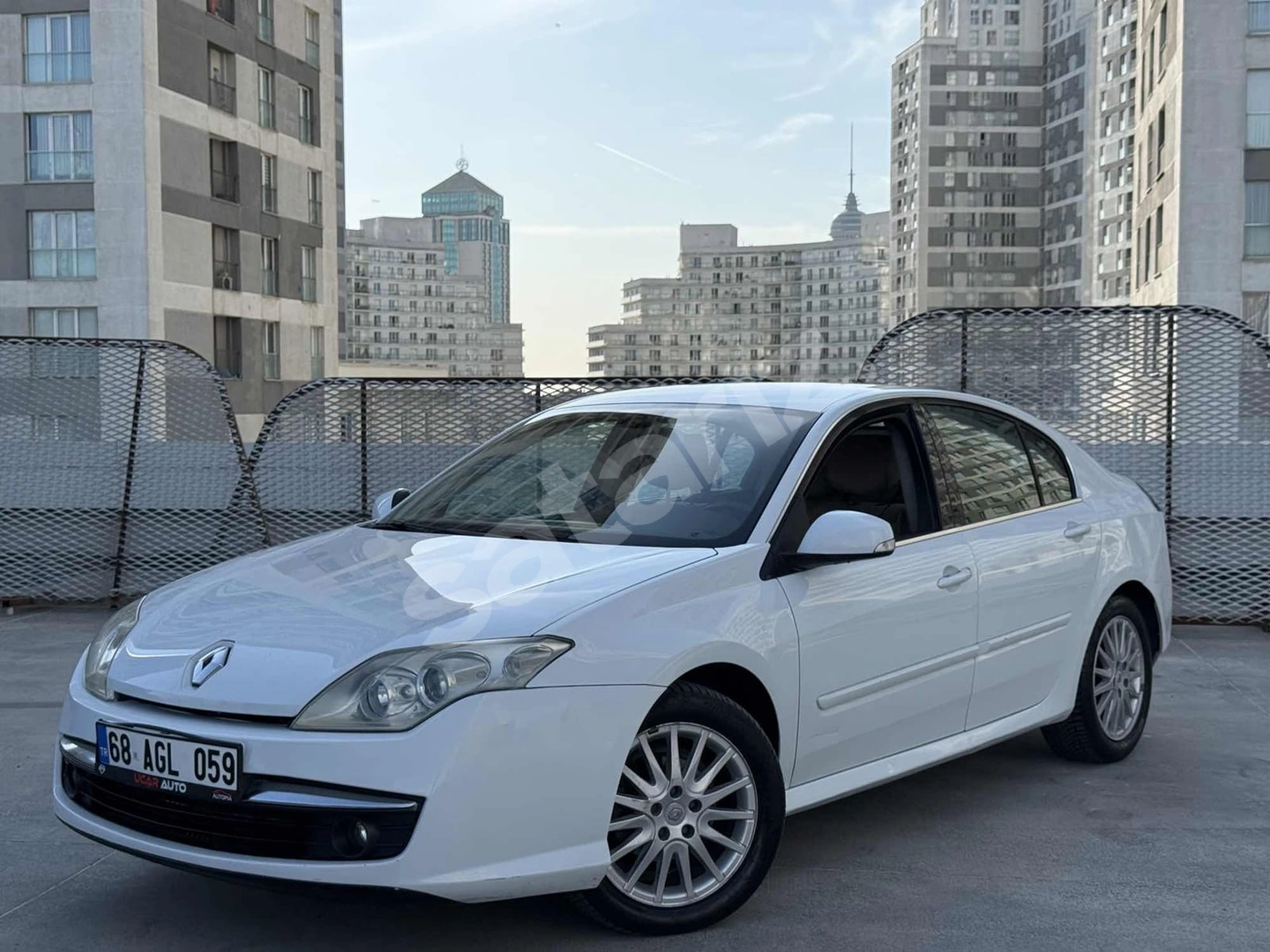 2010 MODEL MÜKEMMEL KONDISYON MÜKEMMEL 180 BİN PEŞİN 36 AY