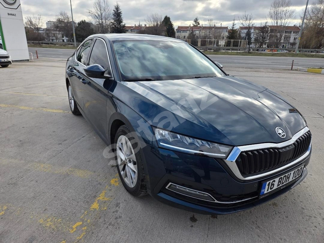 BİREYSELDEN HATASIZ BOYASIZ 2023 MODEL OCTAVİA