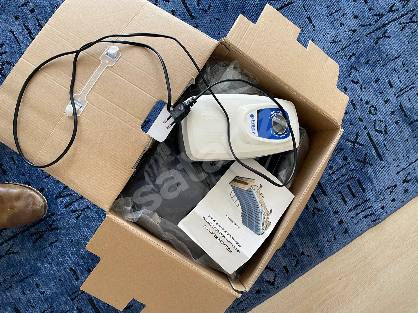 Freely Hf 6002 Boru Tipi Havalı Yatak Ventilasyonlu Anti Decubitus Uzun süre yatmak zorunda olanları, vücutlarında korumak için tasarlanmıştır.Sistem;