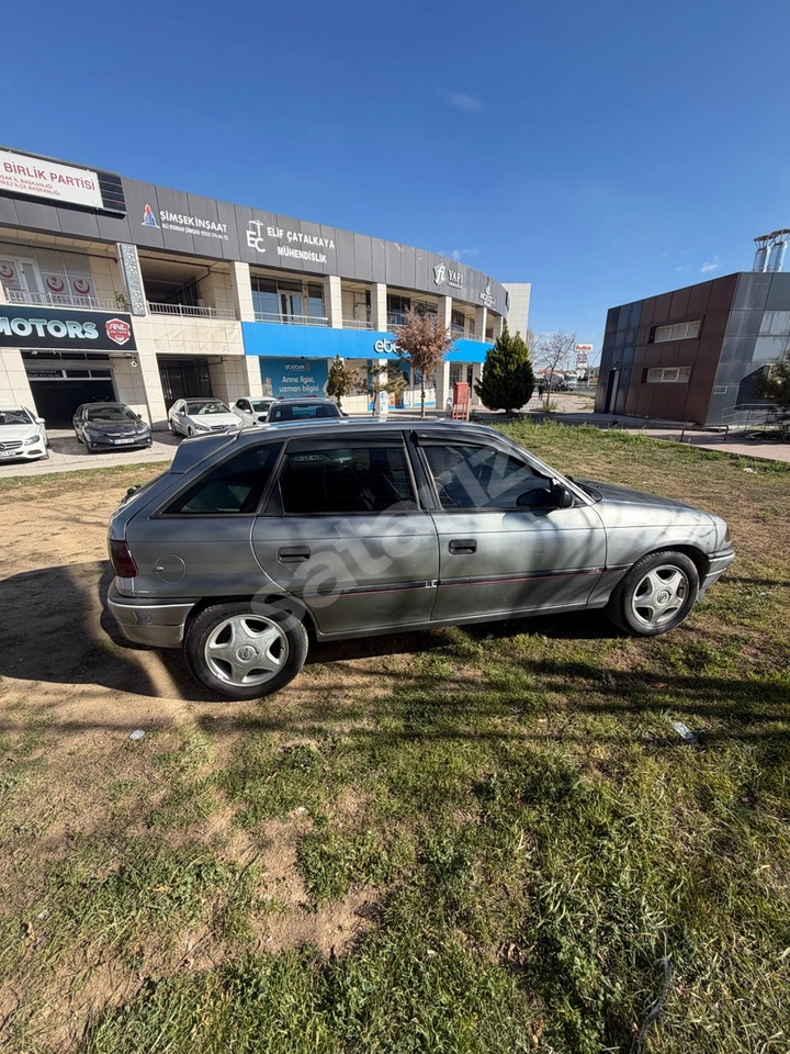 TEMİZ OPEL ASTRA