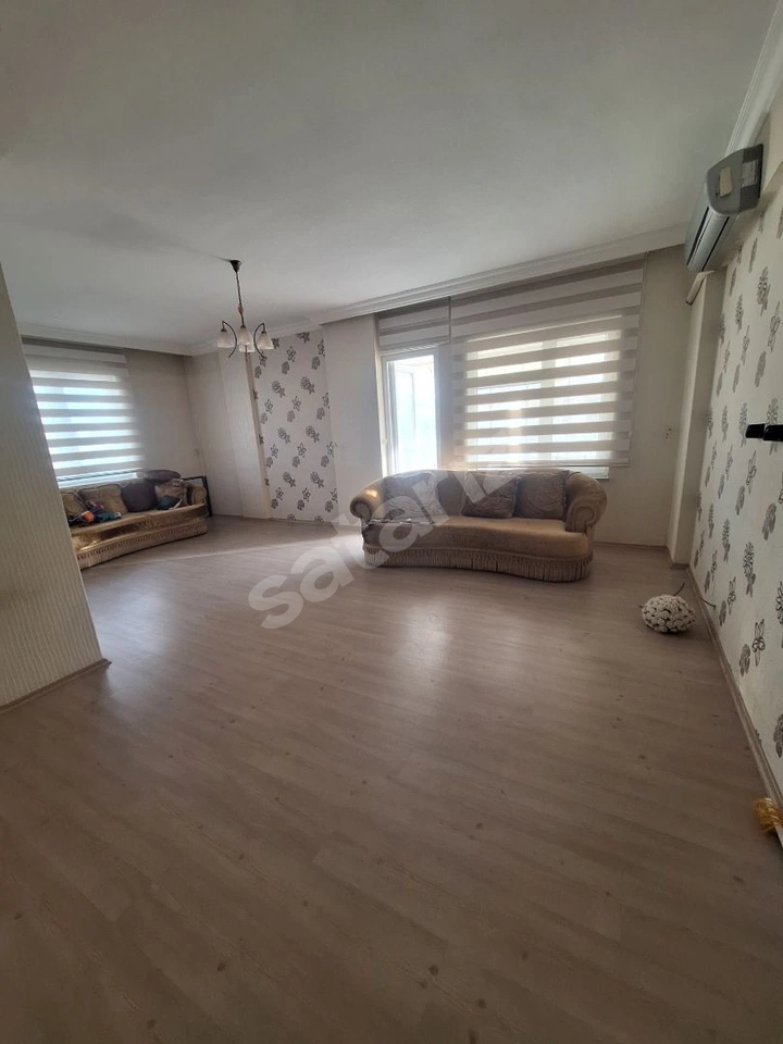 Uşak Merkez – Desan Sitesi
Satılık 3+1 – 150 m² Ferah Daire
