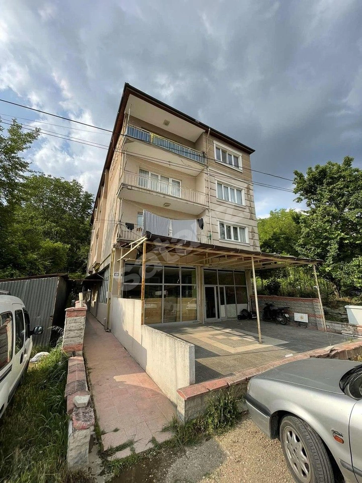 EKONOMİ EMLAK GÜVENCESİ İLE SATILIK BİNA VE ARSASİ