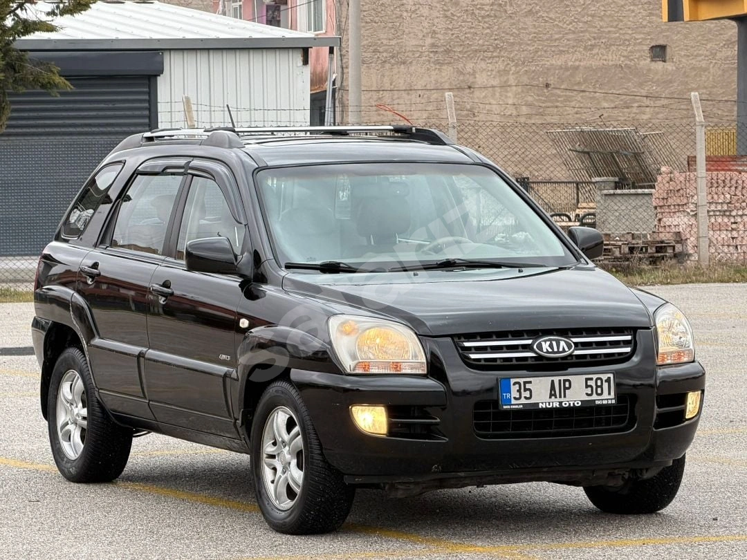 KİA SPORTAGE  4×4 BOYASIZ 240.000 KM DE