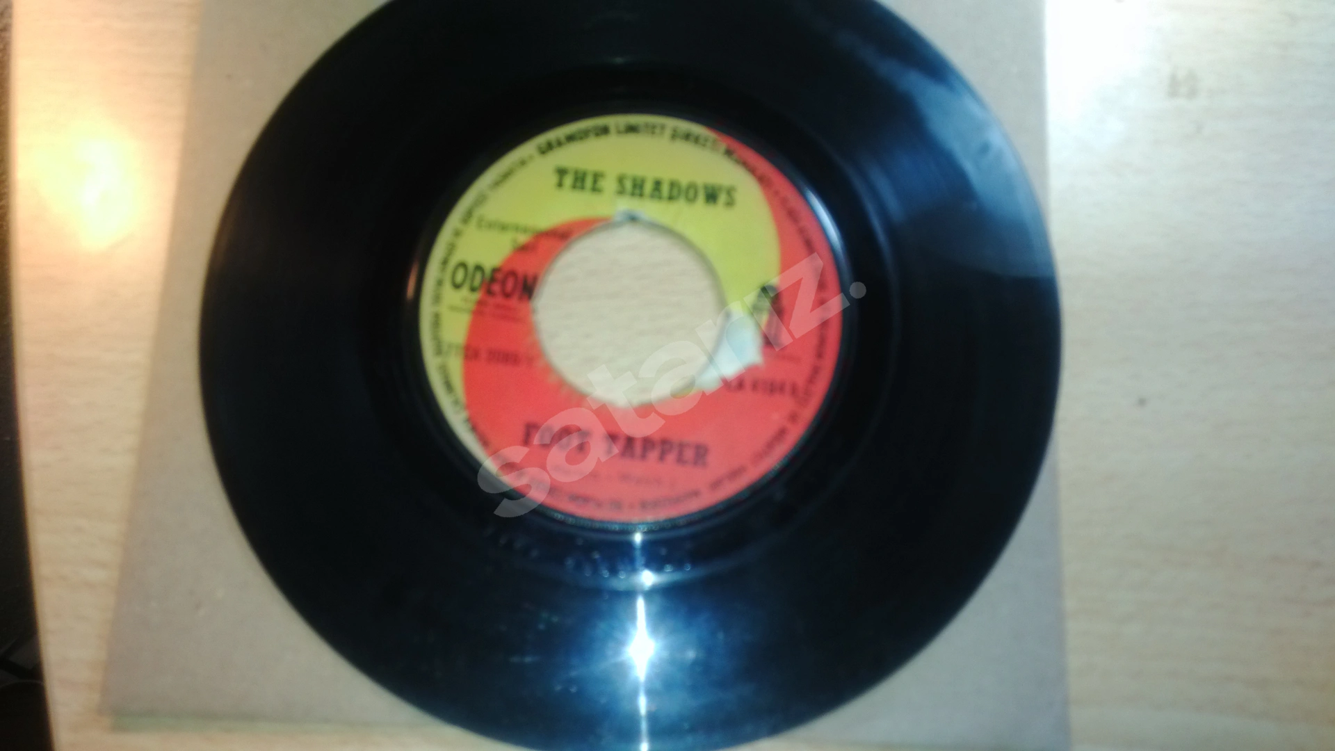 the shadows – shazam – food tapper