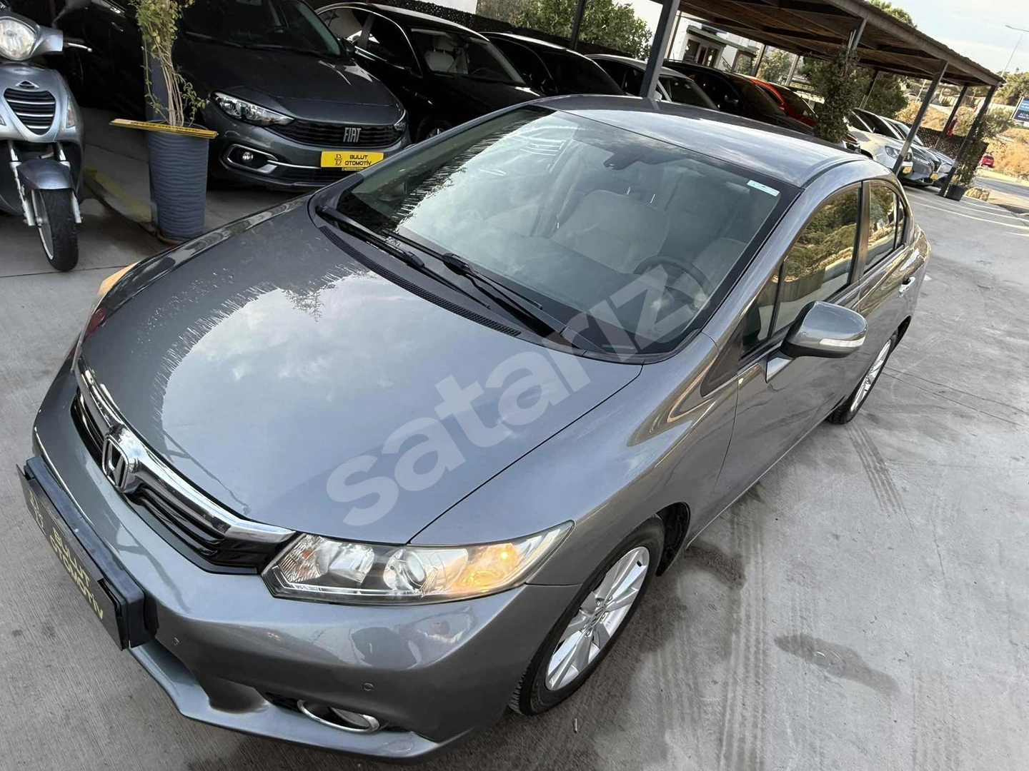BULUT OTOMOTİV DEN 2013 HONDA CİVİC 171000 KM OTOMATİK LPG