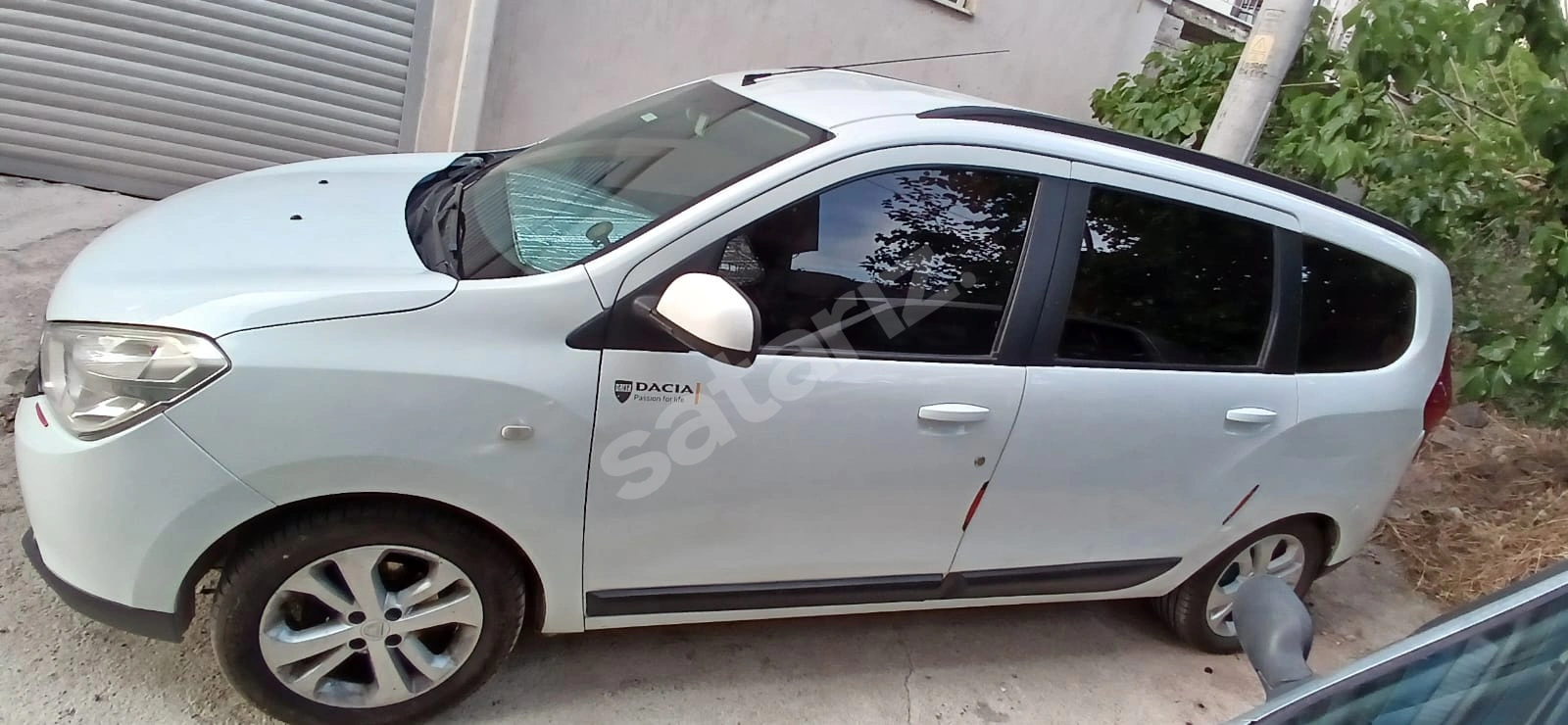 Bireyselden Dacia Lodgy 1.5 dCi Laureate 90 Hp 2016 Model