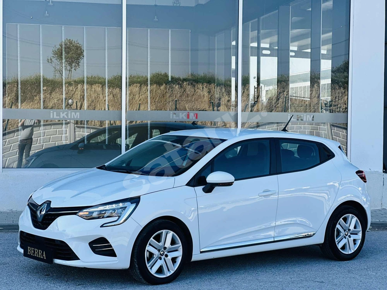 17.000 KM 2020 MODEL 1.0 TCE TOUCH PAKET