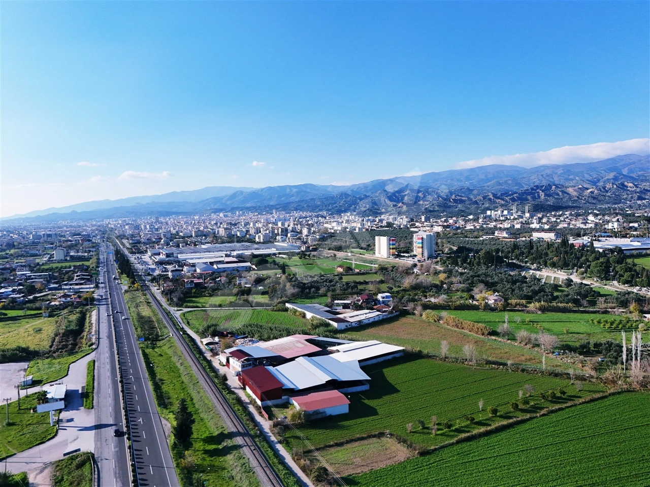 AYDIN NAZİLLİ ARSLANLI'DA SATILIK 4700 M² TARLA