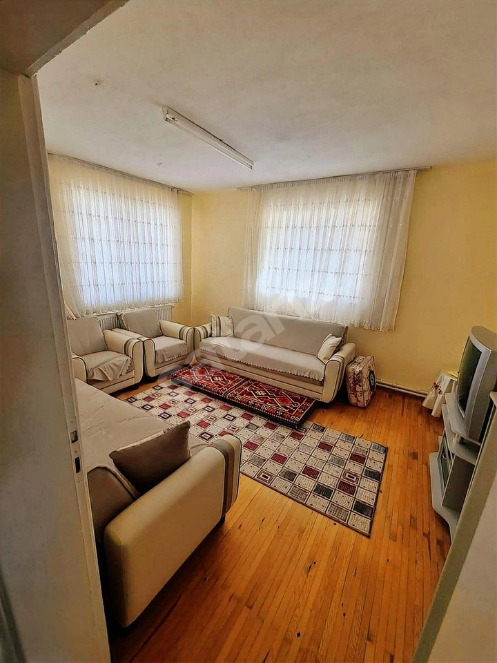 AFYON IŞILAY EMLAKTAN ÇAY BAHÇELİEVLERDE KOMPLE SATILIK BİNA