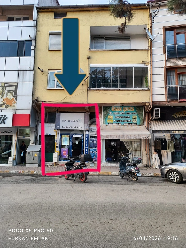 Yenice Merkez'de Kiracılı Yüksek Getirili Satılık Dükkan