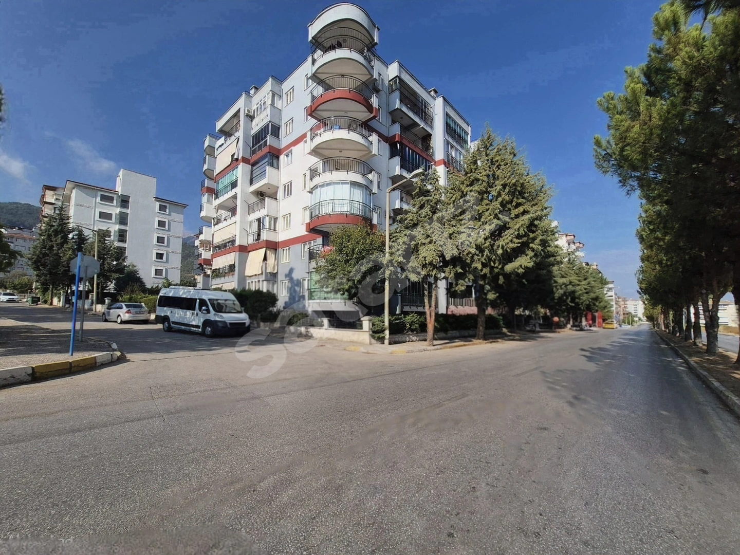DIALOG MYRA dan SERVERGAZİ MAHALLESİ nde SATILIK İŞYERİ