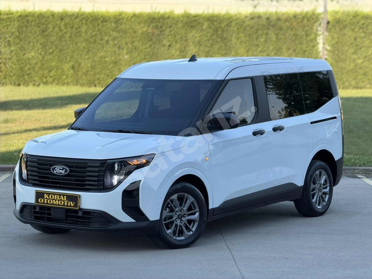 2024 MODEL 49.000 KM HATASIZ BOYASIZ EKSTRALI FIRSAT ARACI