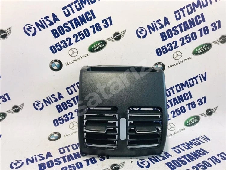 MERCEDES C SERİSİ W204 SİYAH ARKA ORTA HAVALANDIRMA ÇERÇEVEA2048300354