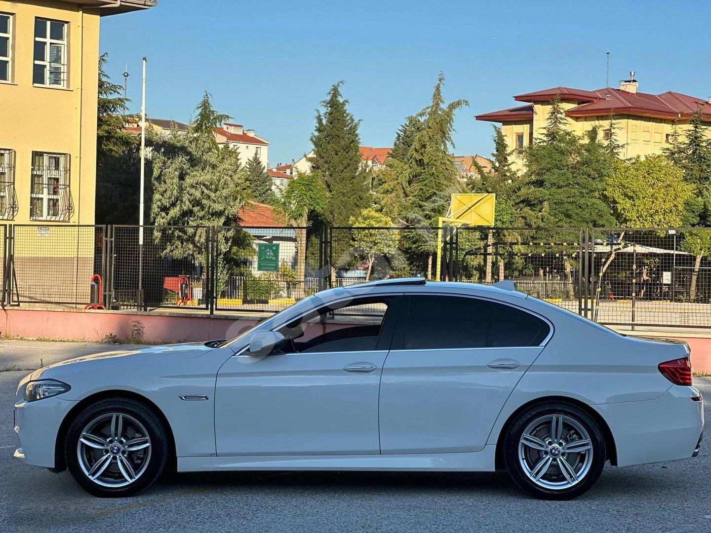.... DÜŞÜK KM.... 2013 MODEL... FULL