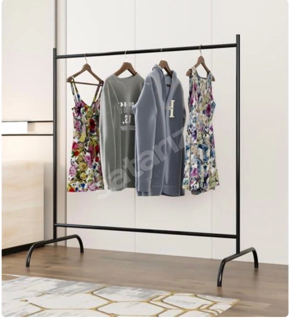 Metal Askılık – Elbise & Kıyafet Askı Standı (104x47x134 cm)