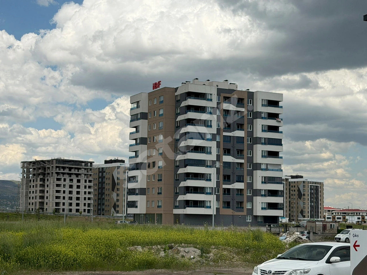 ŞEHİR HASTANESİ VE TRAMVAY YAKINI KİRALIK 3+1 DAİRE