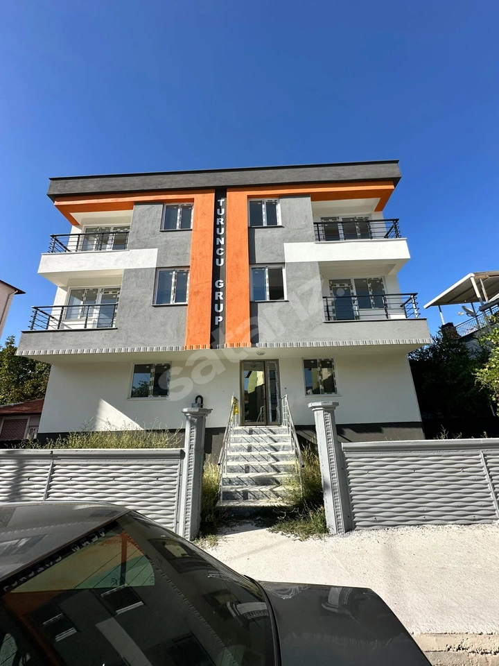 ARSLANBEY EMLAKTAN YENİ MAHALLEDE SATILIK SIFIR APART