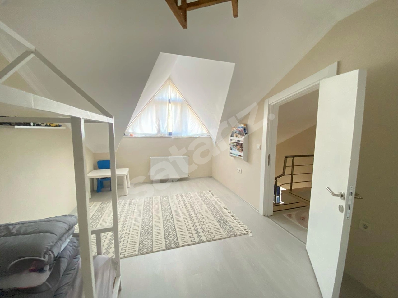 KARDEŞ GAYRİMENKULDEN SİTE İÇERİSİNDE SATILIK 3+1 DUBLEKS DAİRE