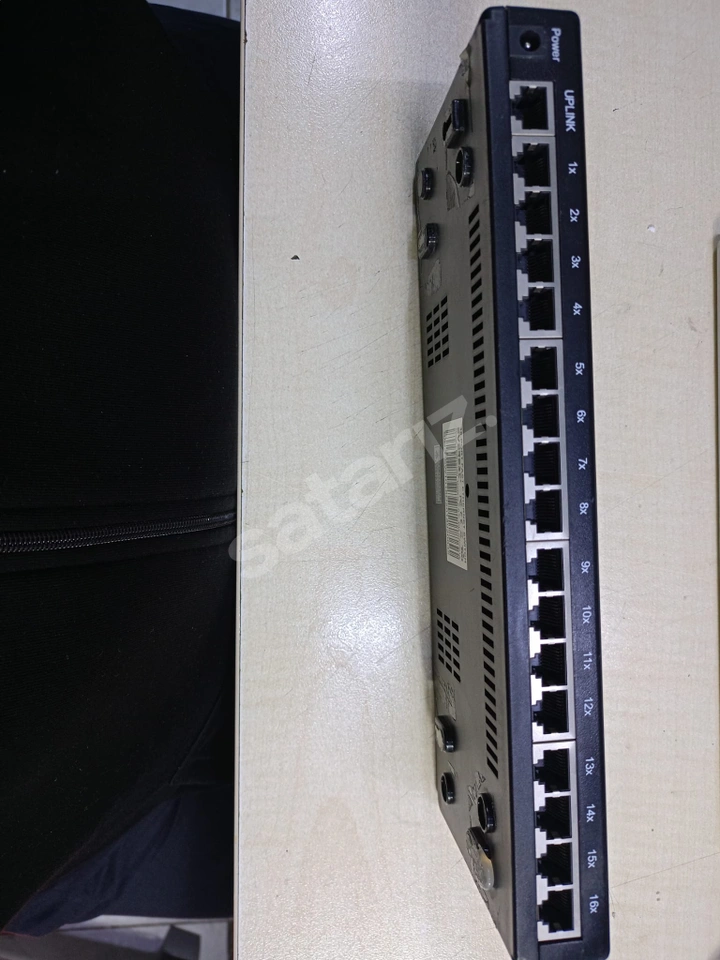 EVEREST ESW-116P / ESW‑1016D 16 Port Ethernet Switch