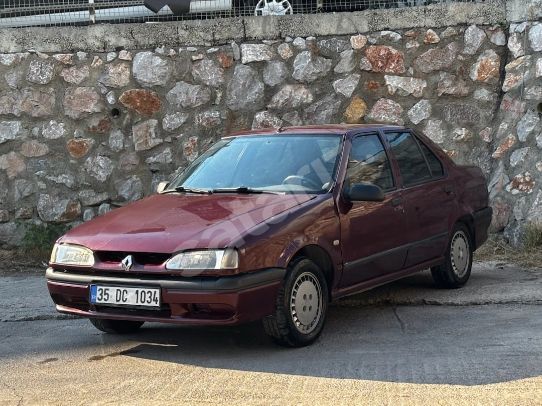-ADENGARAJ- RENAULT 19 EUROPA