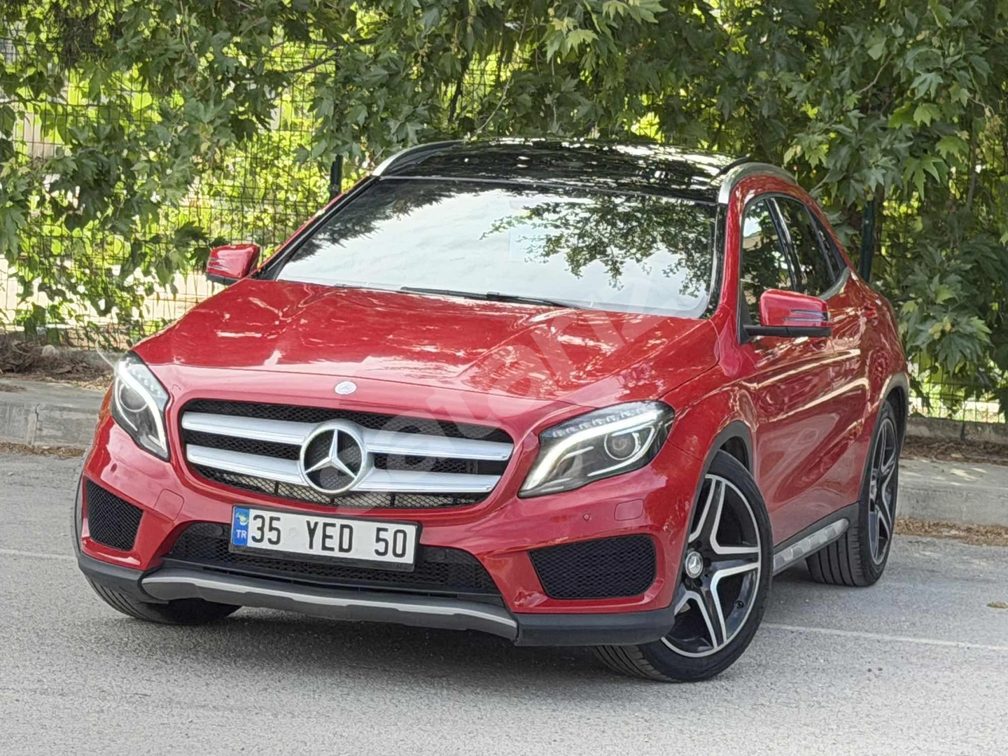 İNCELER OTOMOTİVDEN 2015 MERCEDES GLA180d AMG E.BAGAJ 72.000KM