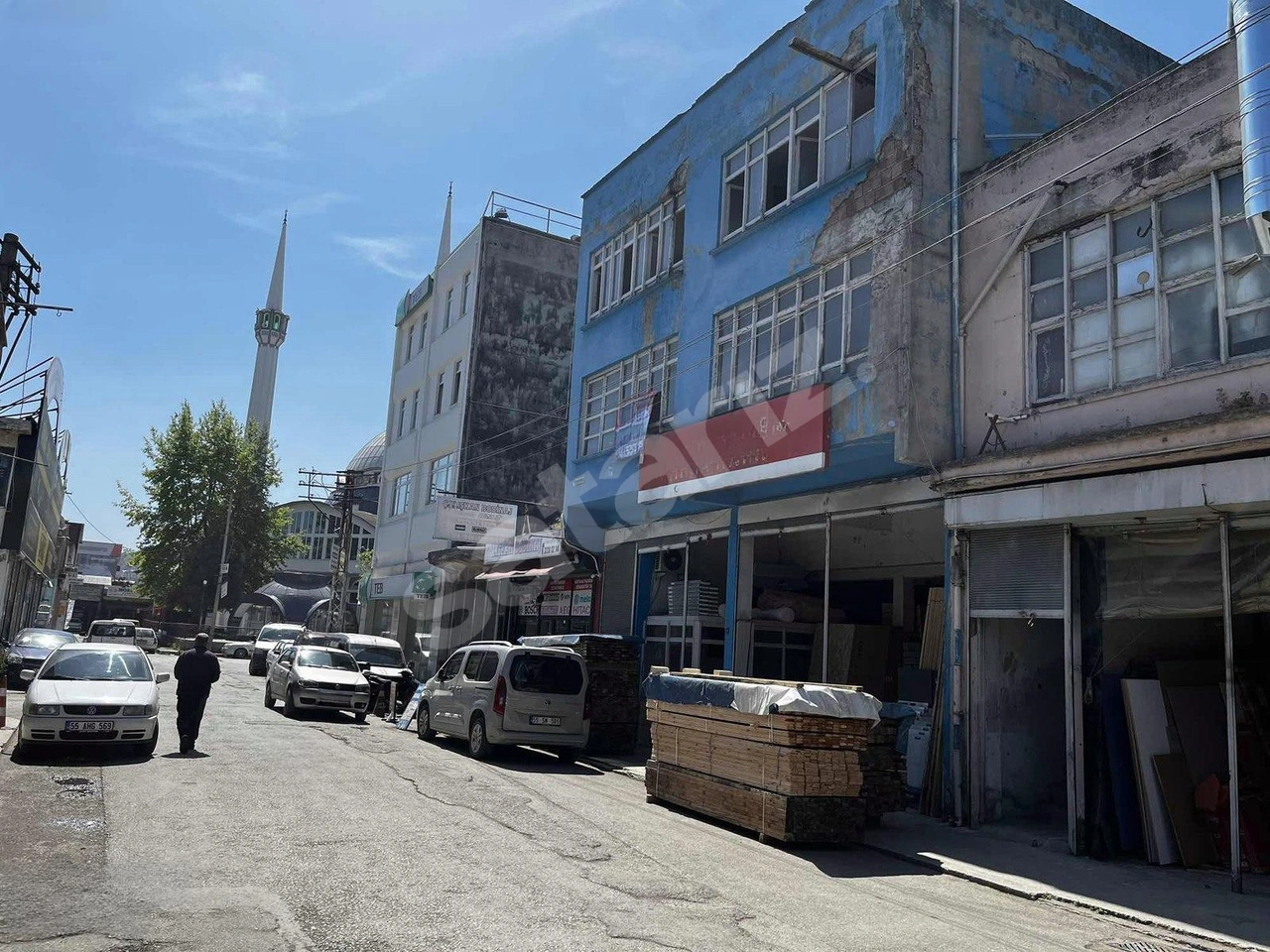 REMAX MURAT TÜRKTEN PİAZZAYA 50MT İŞYERİ