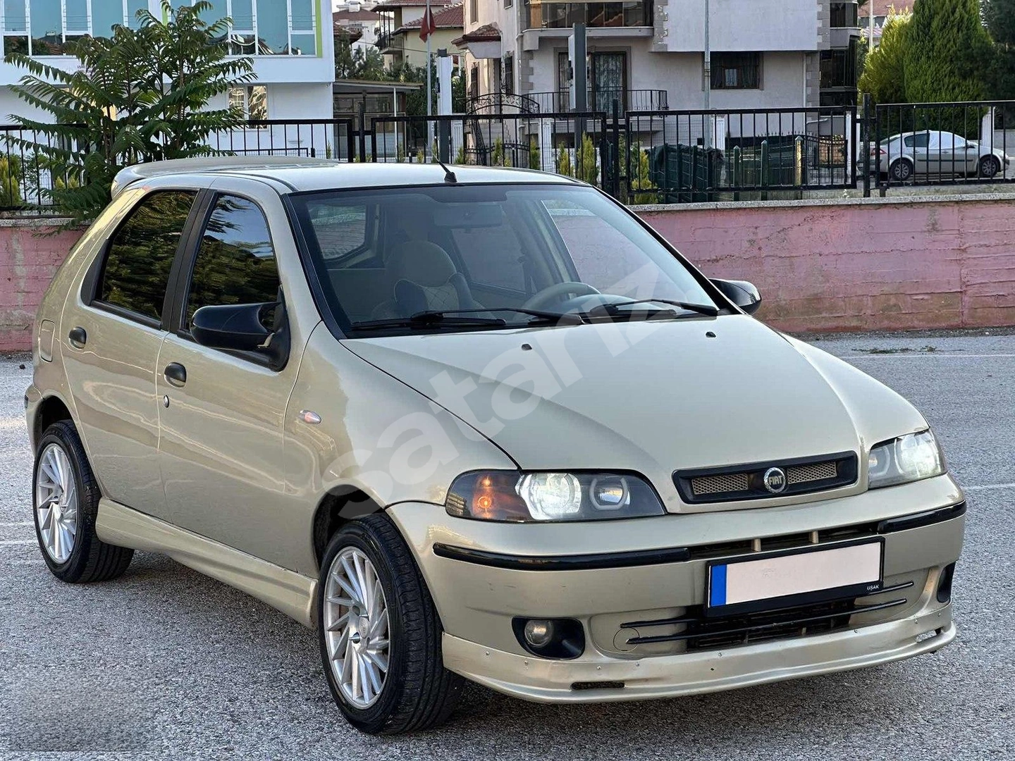 MASRAFSIZ... KLİMALI... 2004 MODEL...NADİR RENK...